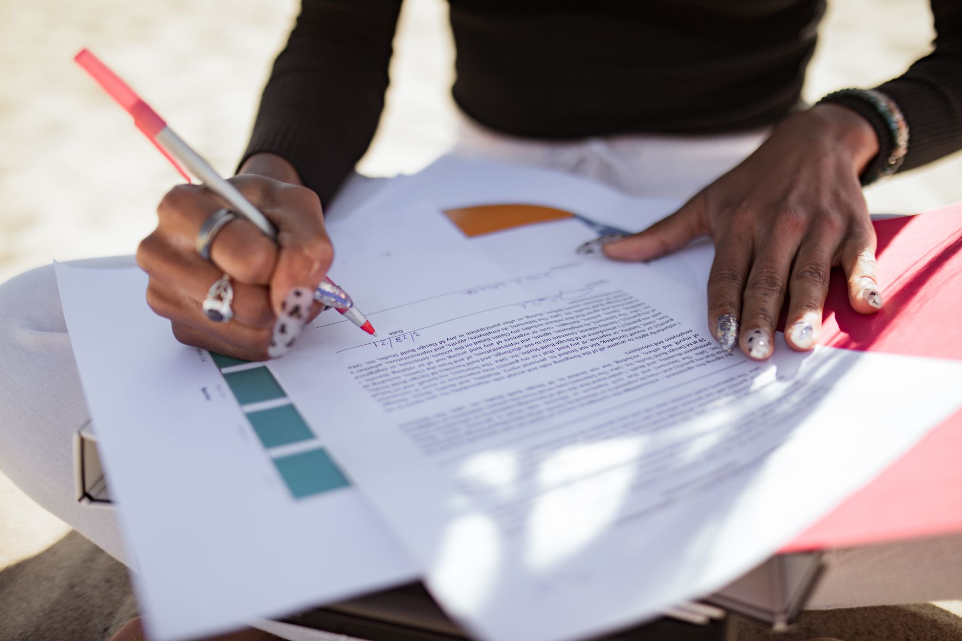 Professional documenting processes for an internal knowledge base UK business system